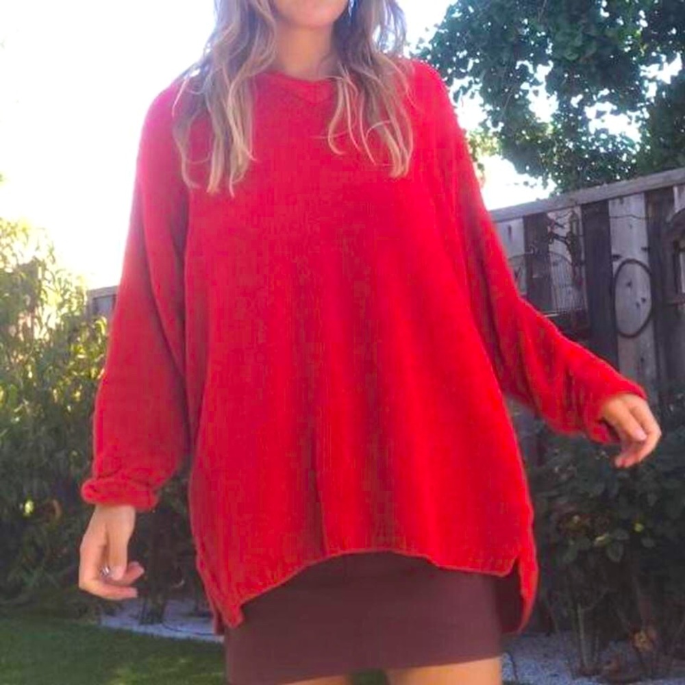 Long sleeve pullover boxy velvety chenille red sweater